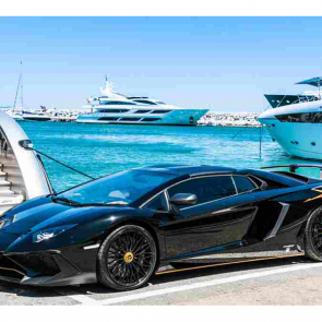 Черный Lamborghini 