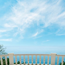 Балкон с видом на море 5102
